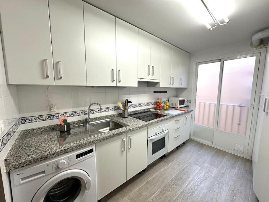 Appartamento Piso En Linares Zona Centro Con Parking Gratis Esterno foto